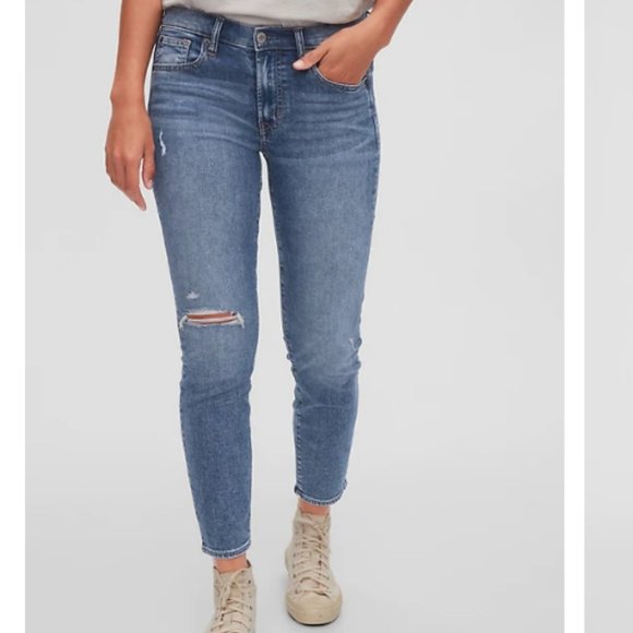 GAP Denim - GAP True Skinny Ankle Mid Rise Distressed Jeans in Light Indigo Destroy Wash 28